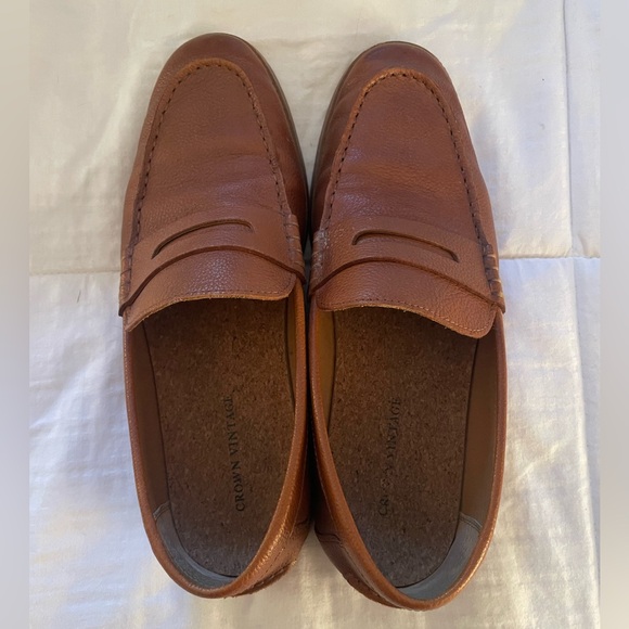 Crown Vintage Tan Leather Slip-On Loafers - Picture 1 of 5